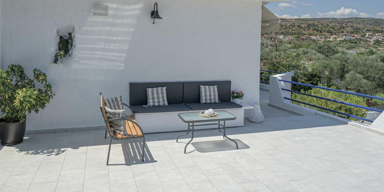 Sgs Luxury Apartments Xylokastro Exterior foto